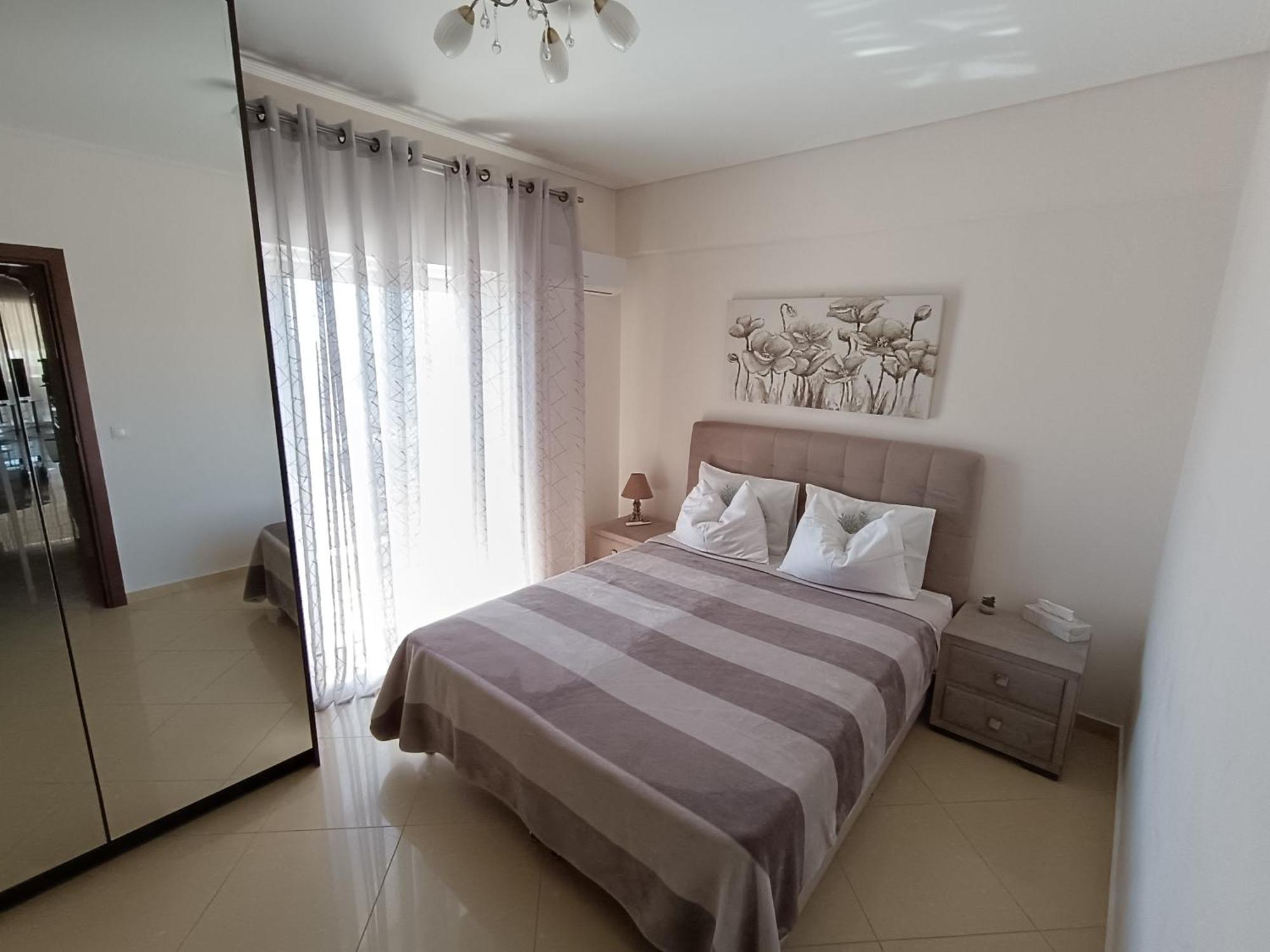 New Elegant Roof Apartment Акарнаи Екстериор снимка